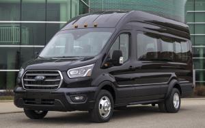 Ford Transit Passenger Wagon 2019 года (NA)